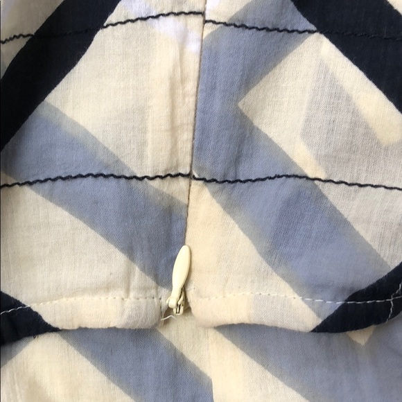 Pleated geometric skirt - Picture 6 of 6